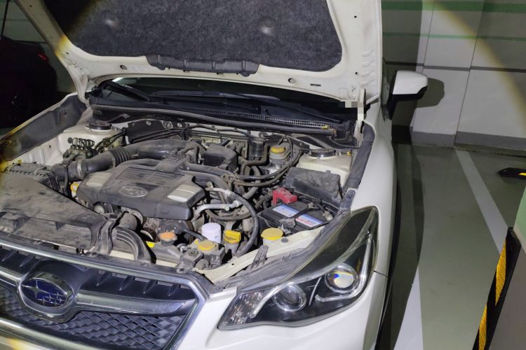 Used Subaru XV 2014 2.0i Elite Edition Engine Bay Left