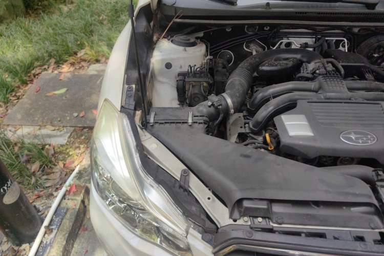 Used Subaru XV 2014 2.0i Elite Edition Engine Bay Right