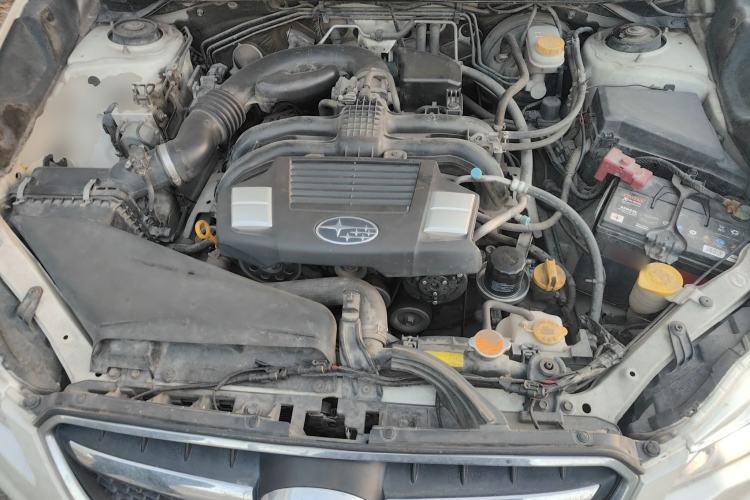 Used Subaru XV 2014 2.0i Elite Edition Engine Bay