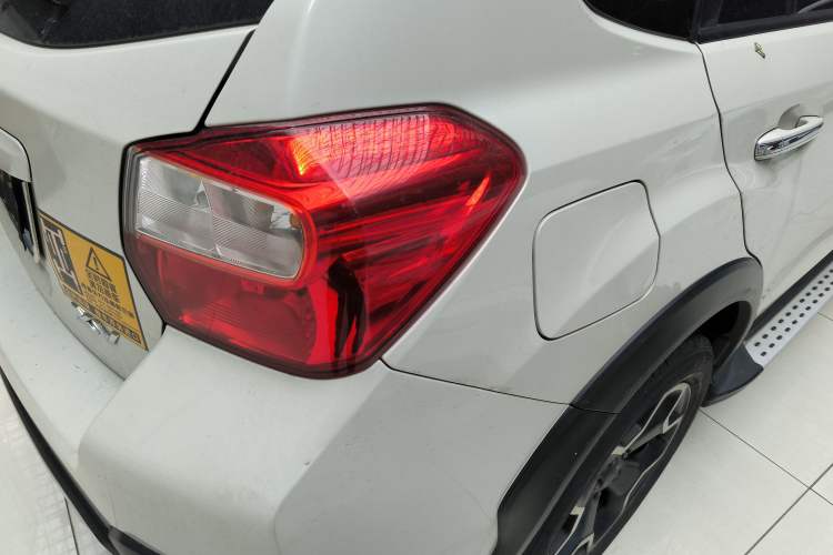 Used Subaru XV 2014 2.0i Elite Edition Exterior 3