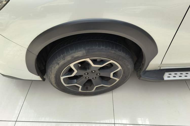 Used Subaru XV 2014 2.0i Elite Edition Exterior 4