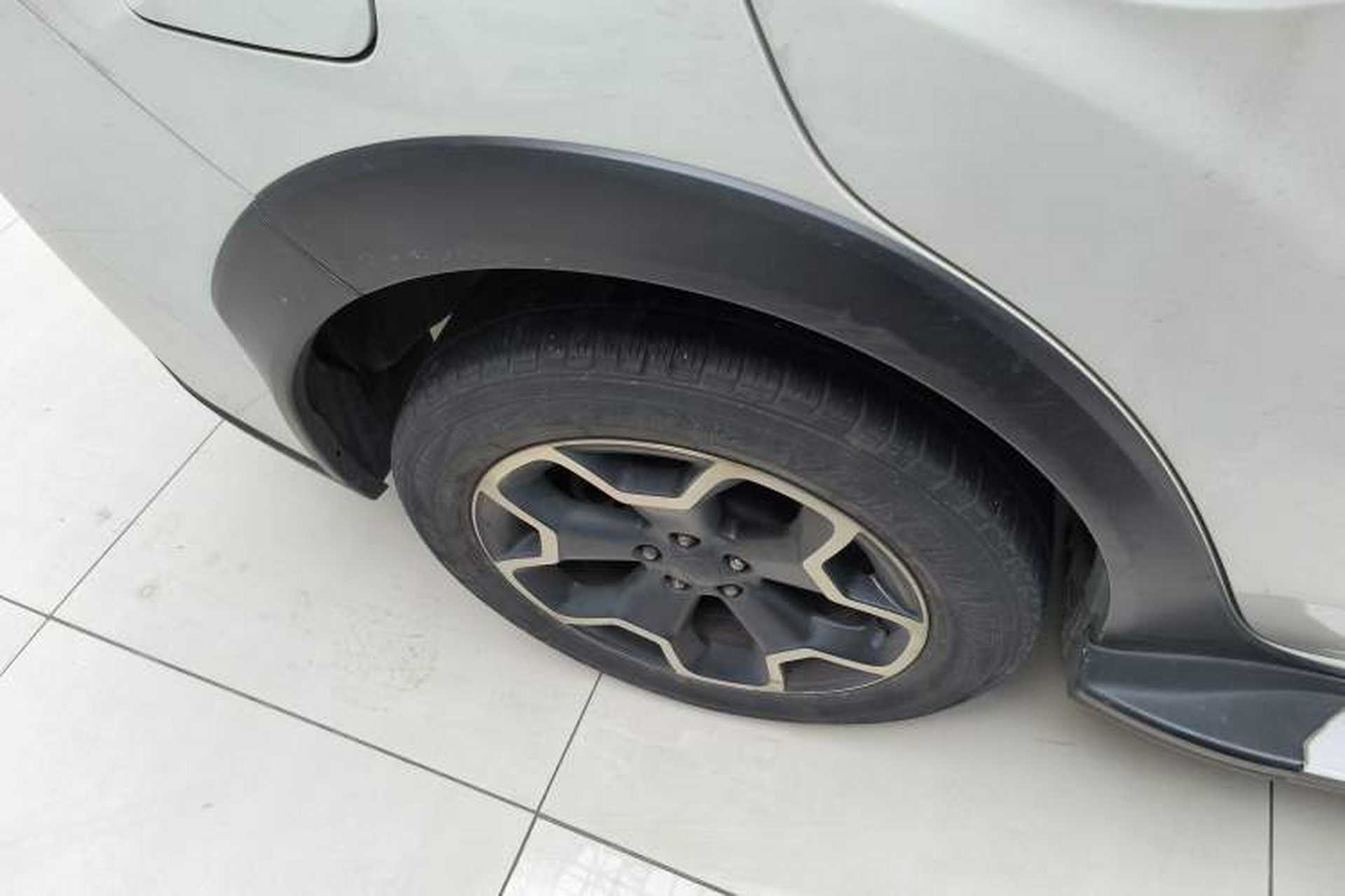 Used Subaru XV 2014 2.0i Elite Edition Exterior 5
