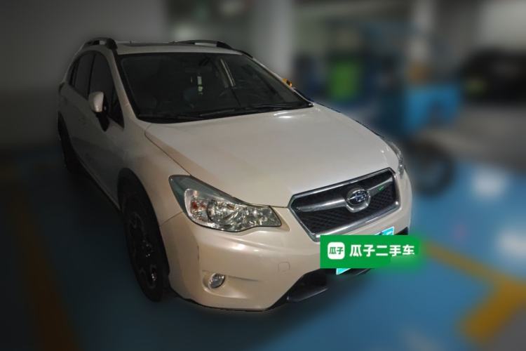Used Subaru XV 2014 2.0i Elite Navigation Edition Front Right 45 Deg
