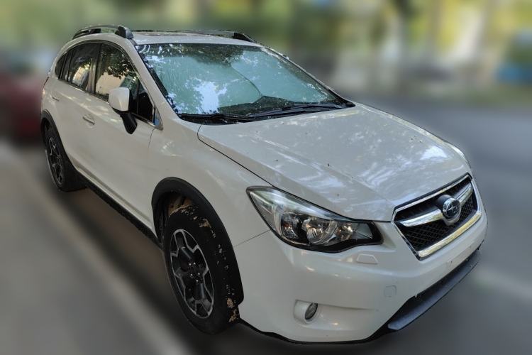 Used Subaru XV 2014 2.0i Elite Edition Front Right 45 Deg