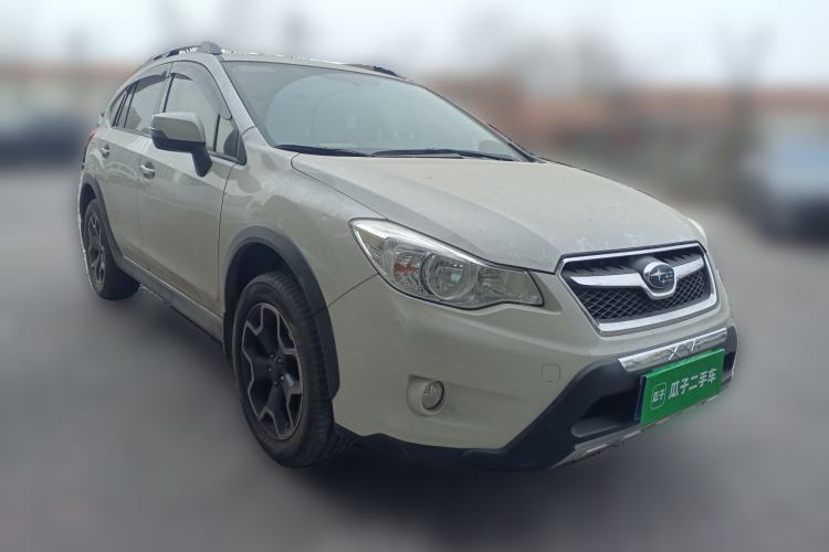 Used Subaru XV 2014 2.0i Elite Edition Front Right 45 Deg