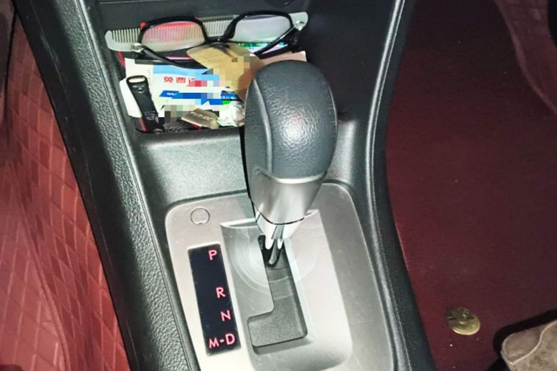 Used Subaru XV 2014 2.0i Luxury Edition Gear Lever