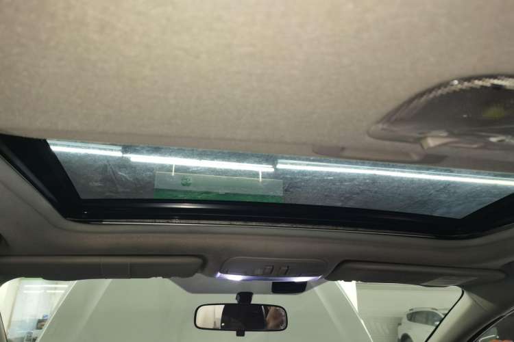 Used Subaru XV 2014 2.0i Comfort Edition Headliner