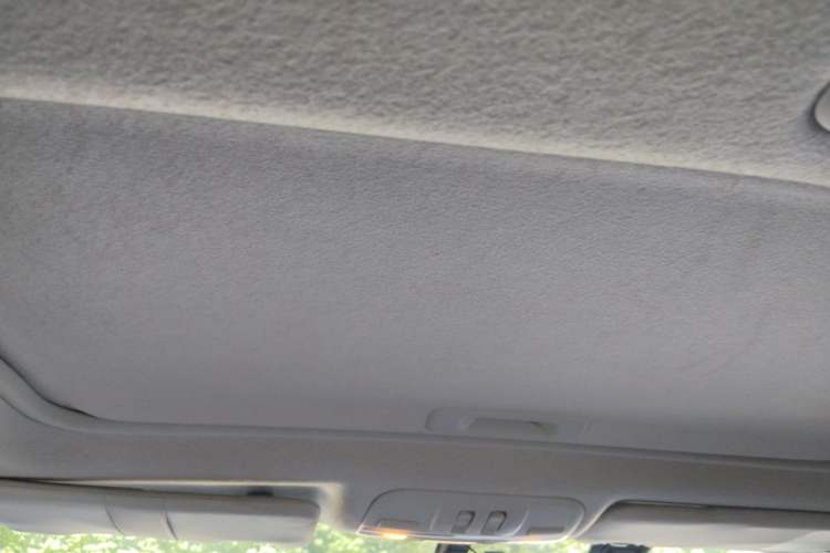 Used Subaru XV 2014 2.0i Luxury Navigation Edition Headliner