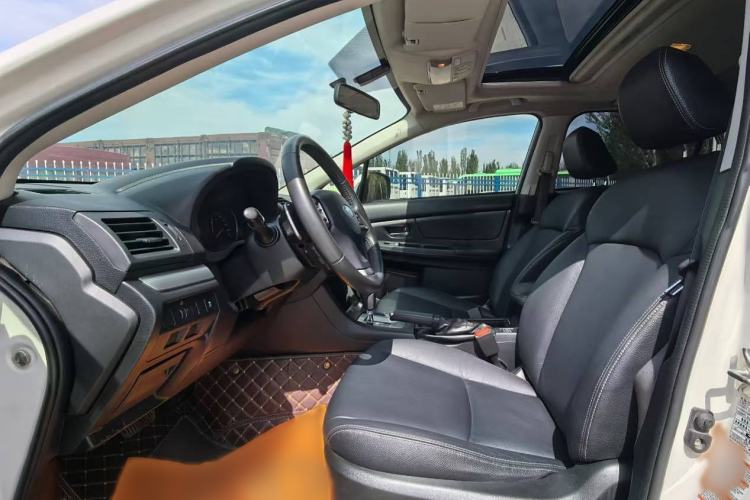Used Subaru XV 2014 2.0i Luxury Edition Interior 2