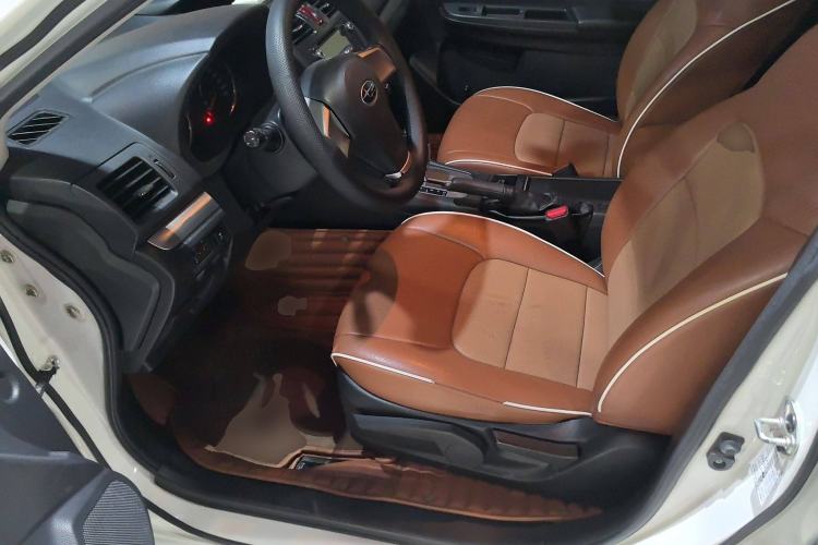Used Subaru XV 2014 2.0i Comfort Edition Interior 3
