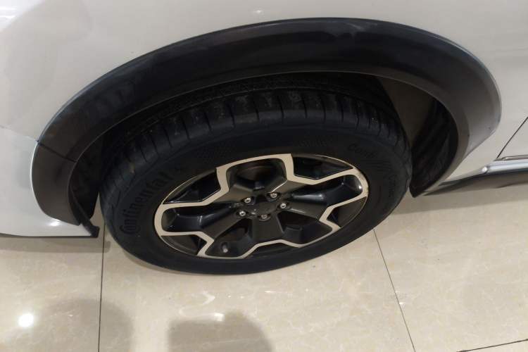Used Subaru XV 2014 2.0i Elite Edition Left Front Wheel Hub