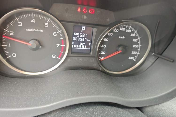 Used Subaru XV 2014 2.0i Elite Edition Odometer Close Up