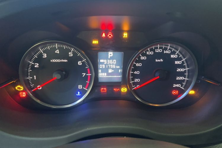 Used Subaru XV 2014 2.0i Elite Edition Odometer Close Up