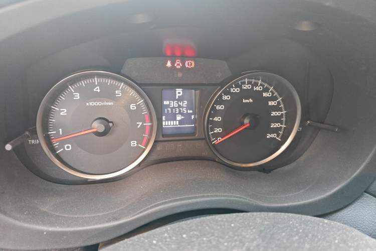 Used Subaru XV 2014 2.0i Comfort Edition Odometer Close Up