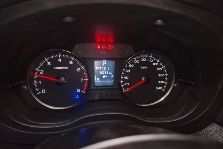 Used Subaru XV 2014 2.0i Comfort Edition Odometer Close Up