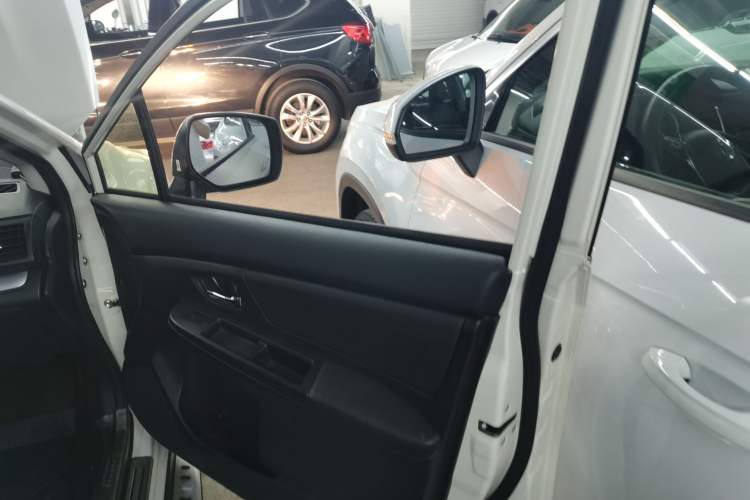 Used Subaru XV 2014 2.0i Comfort Edition Right Front Door Interior