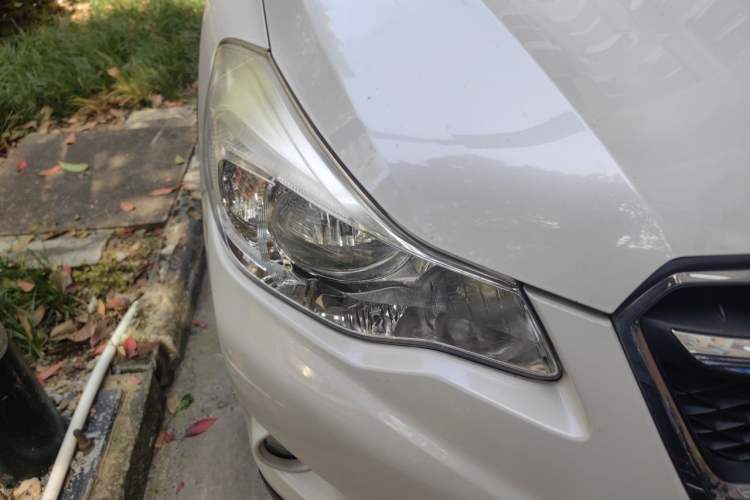 Used Subaru XV 2014 2.0i Elite Edition Right Front Headlight