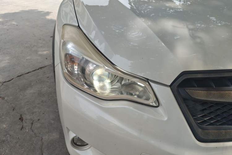 Used Subaru XV 2014 2.0i Elite Navigation Edition Right Front Headlight
