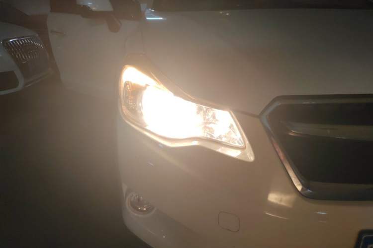 Used Subaru XV 2014 2.0i Comfort Edition Right Front Headlight