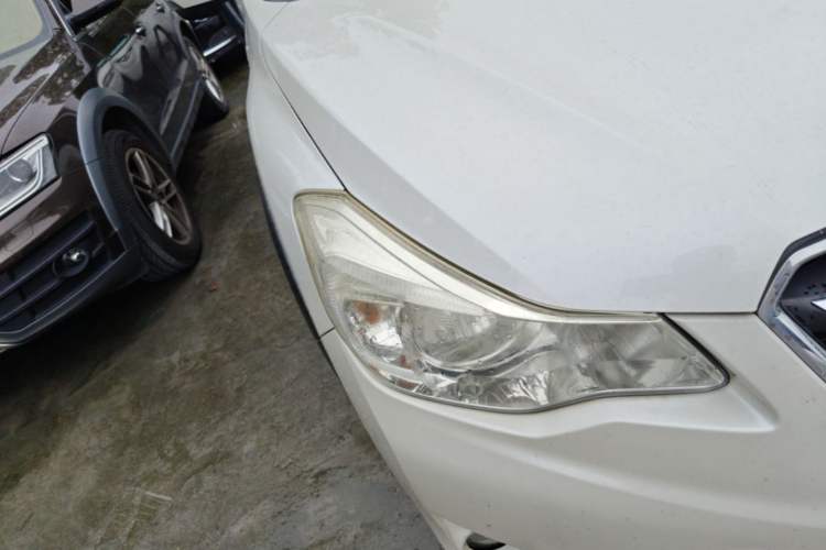 Used Subaru XV 2014 2.0i Comfort Edition Right Front Headlight
