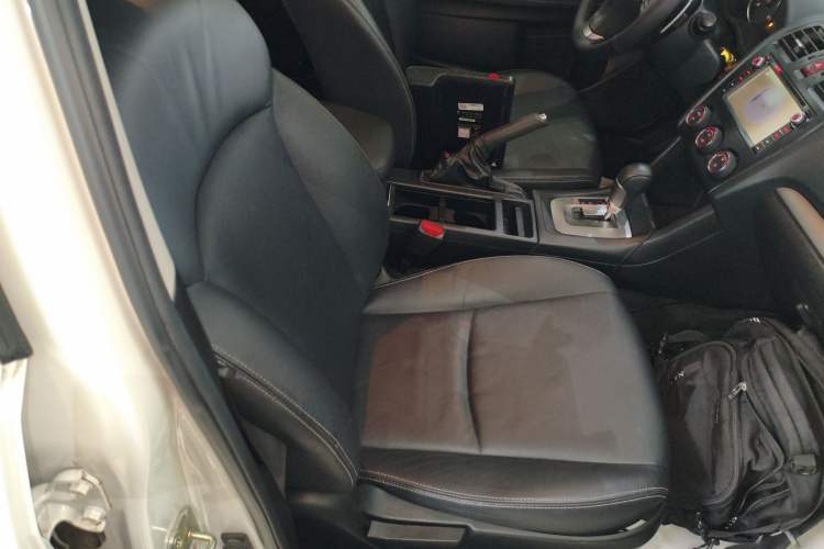 Used Subaru XV 2014 2.0i Elite Edition Right Front Seat