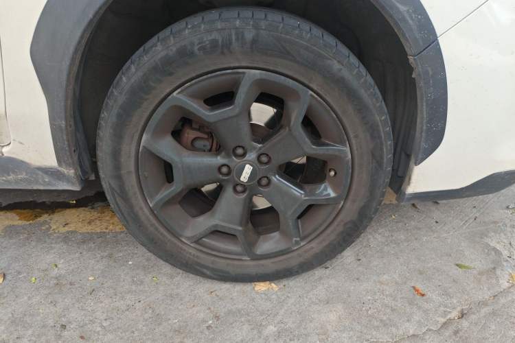Used Subaru XV 2014 2.0i Elite Navigation Edition Right Front Wheel Hub
