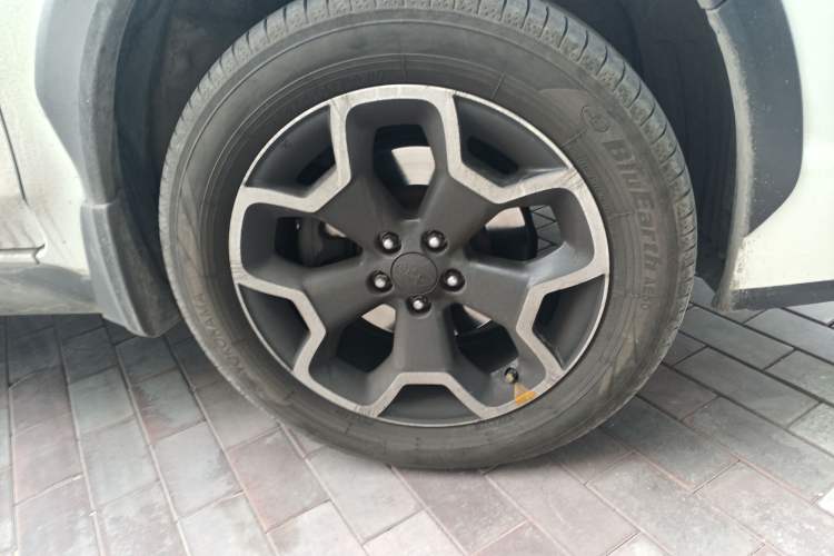 Used Subaru XV 2014 2.0i Elite Edition Right Front Wheel Hub