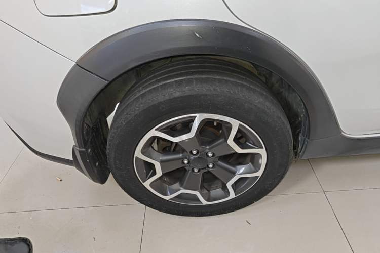 Used Subaru XV 2014 2.0i Luxury Edition Right Rear Wheel Hub