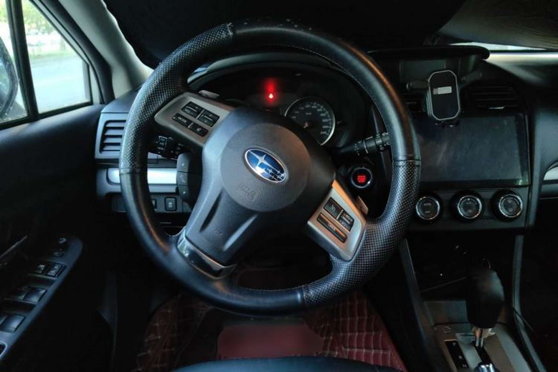 Used Subaru XV 2014 2.0i Elite Edition Steering Wheel