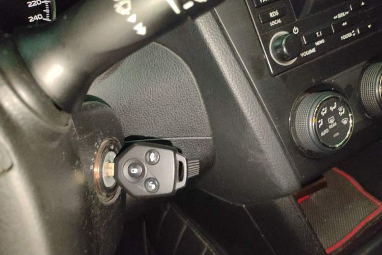 Used Subaru XV 2014 2.0i Comfort Edition Vehicle Key