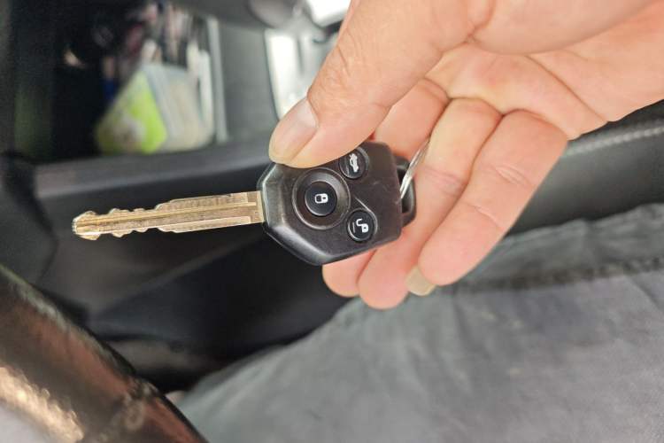 Used Subaru XV 2014 2.0i Elite Edition Vehicle Key
