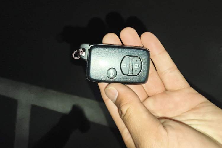 Used Subaru XV 2014 2.0i Luxury Edition Vehicle Key