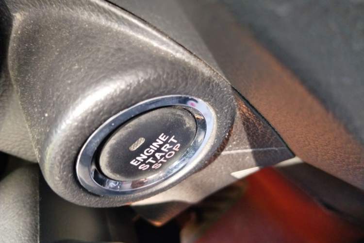 Used Subaru XV 2014 2.0i Luxury Navigation Edition Vehicle Key