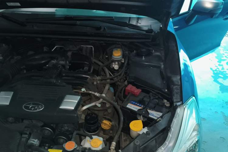 Used Subaru XV 2015 2.0i Special Edition Sport Model Engine Bay Left