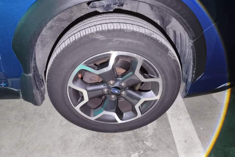 Used Subaru XV 2015 2.0i Special Edition Sport Model Right Front Wheel Hub