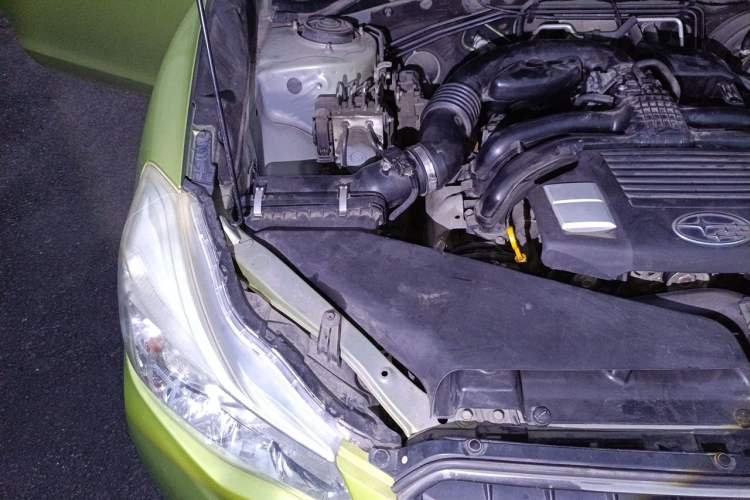 Used Subaru XV 2015 2.0i Special Edition Sport Model Engine Bay Right