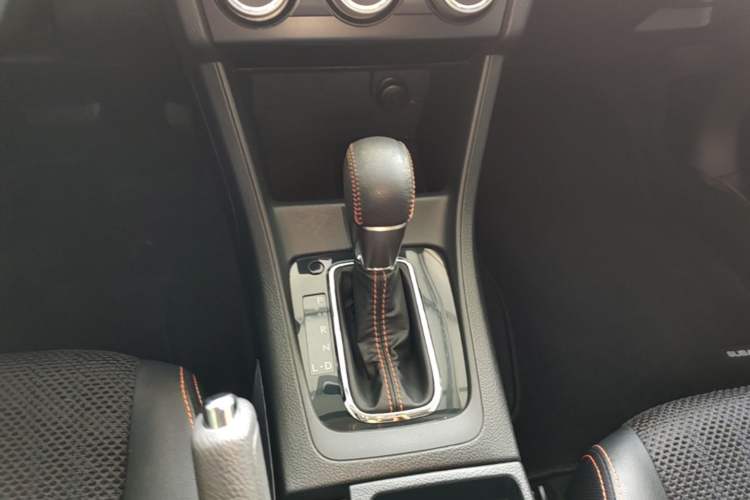 Used Subaru XV 2015 2.0i Special Edition Sport Model Gear Lever
