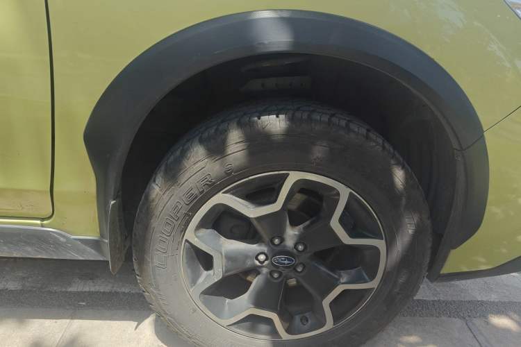 Used Subaru XV 2015 2.0i Special Edition Sport Model Right Front Wheel Hub