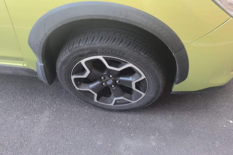 Used Subaru XV 2015 2.0i Special Edition Sport Model Right Front Wheel Hub