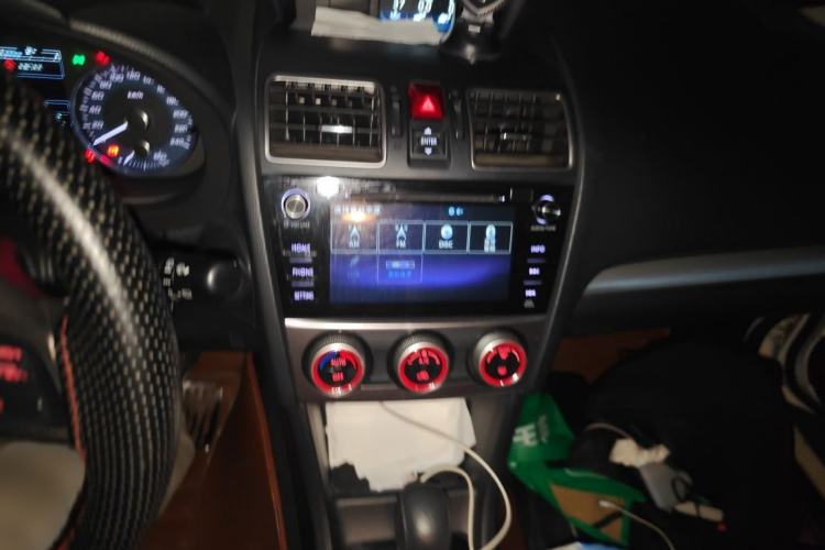 Used Subaru XV 2015 2.0i Luxury Edition Audio And AC Panel