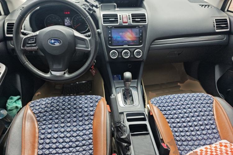Used Subaru XV 2015 2.0i Special Edition Sport Model Center Console