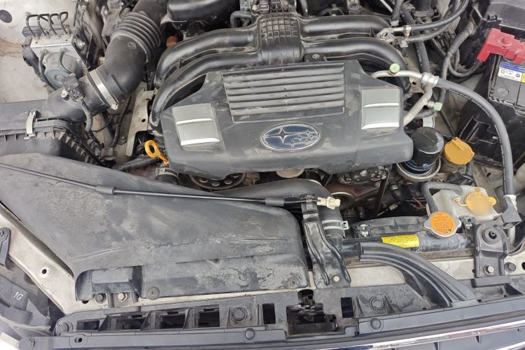 Used Subaru XV 2015 2.0i Luxury Edition Engine Bay