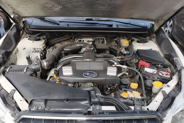 Used Subaru XV 2015 2.0i Special Edition Sport Model Engine Bay