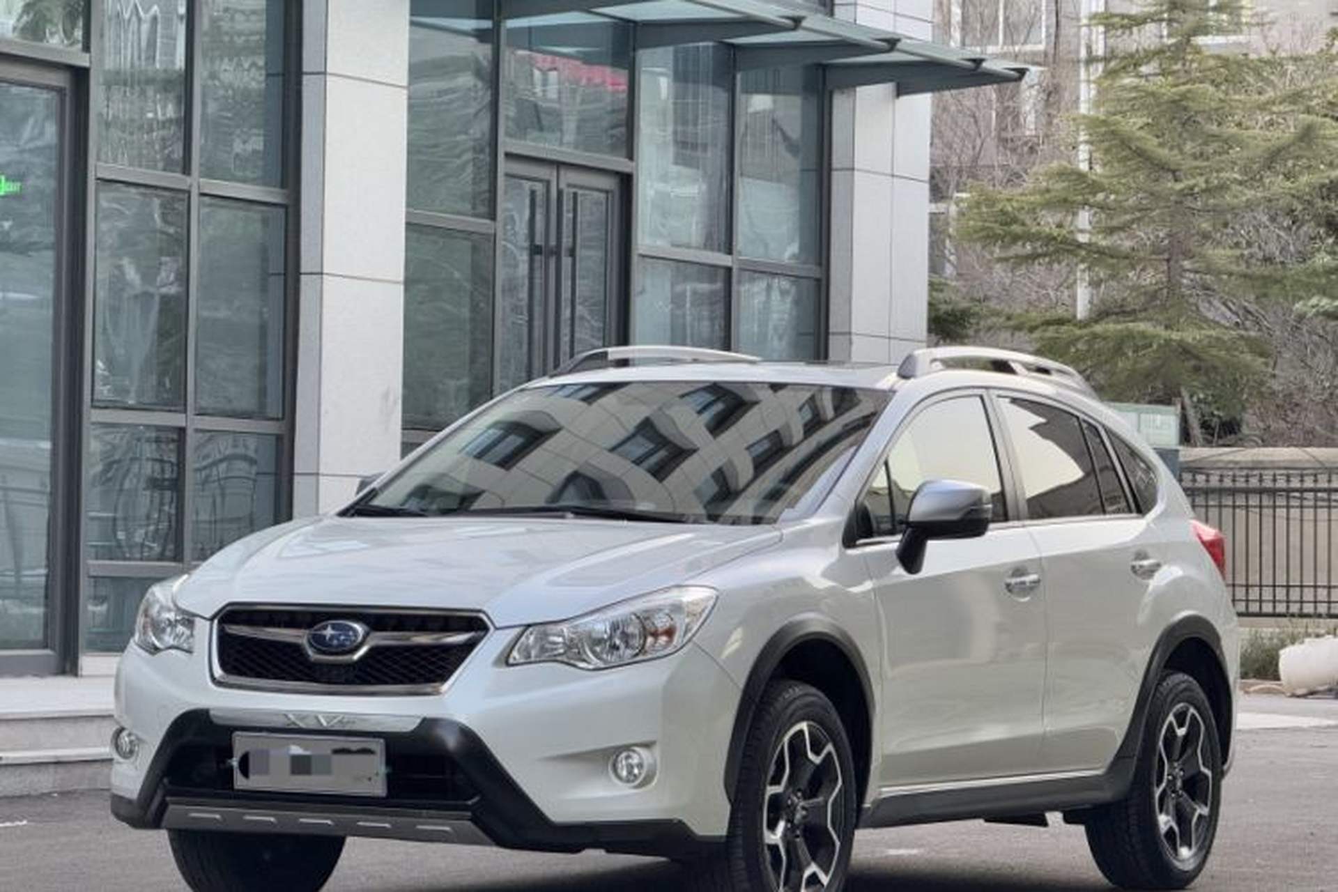 Used Subaru XV 2015 2.0i Special Edition Sport Model Front Left 45 Deg