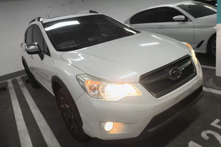 Used Subaru XV 2015 2.0i Special Edition Sport Model Front Right 45 Deg