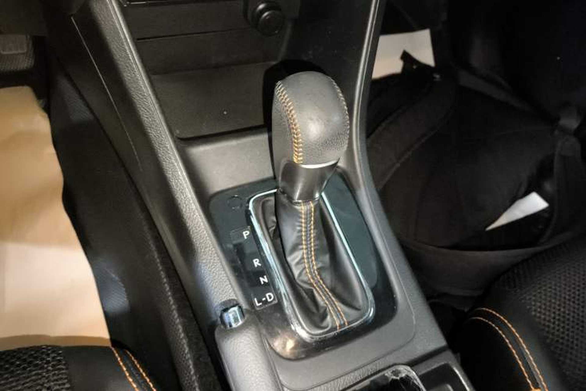 Used Subaru XV 2015 2.0i Special Edition Sport Model Gear Lever