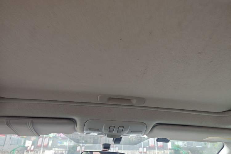 Used Subaru XV 2015 2.0i Luxury Edition Headliner