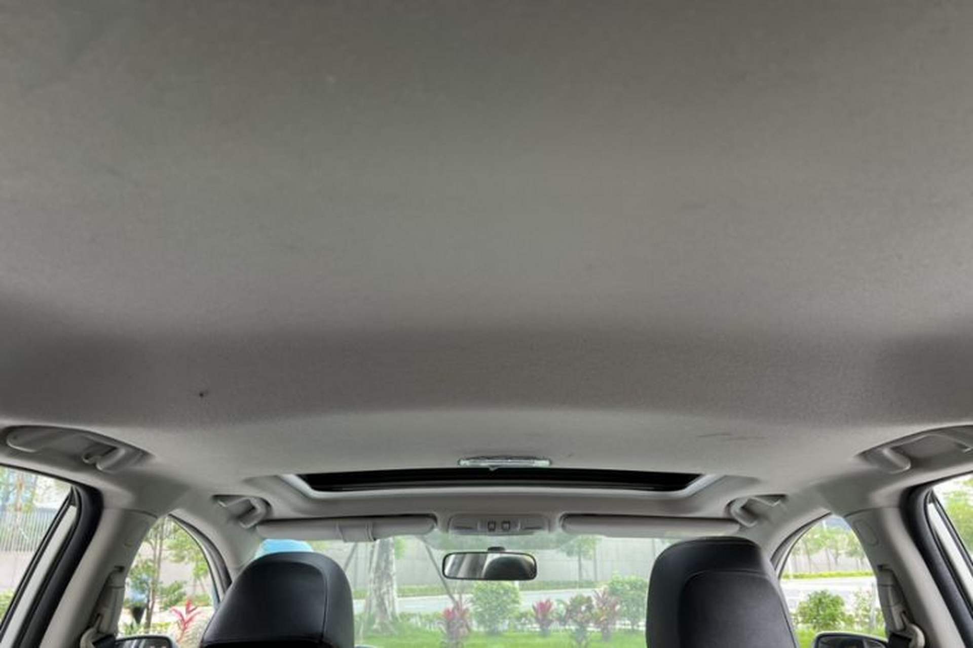 Used Subaru XV 2015 2.0i Special Edition Sport Model Headliner