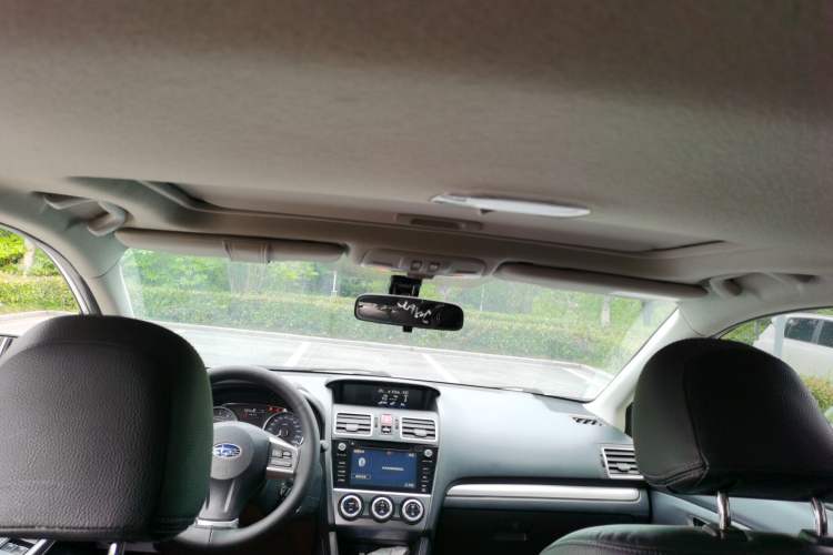 Used Subaru XV 2015 2.0i Elite Edition Headliner