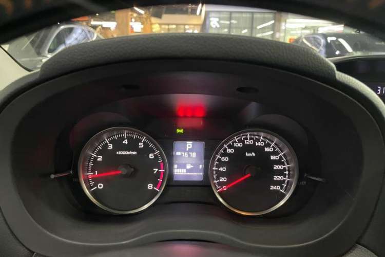 Used Subaru XV 2015 2.0i Special Edition Sport Model Interior 14
